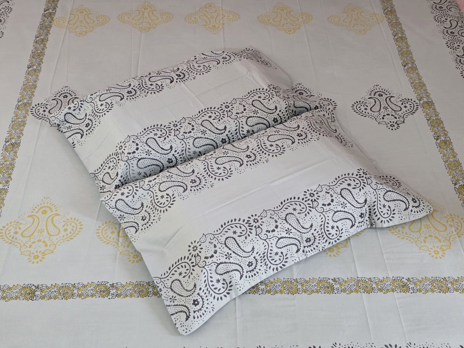 King Size Bed Spread 001 view 5