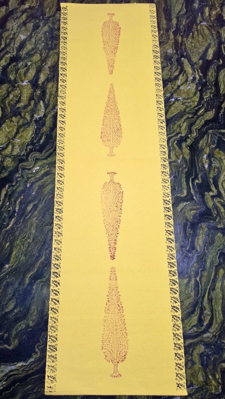 Table Runner 01 — block-printed artisanal piece