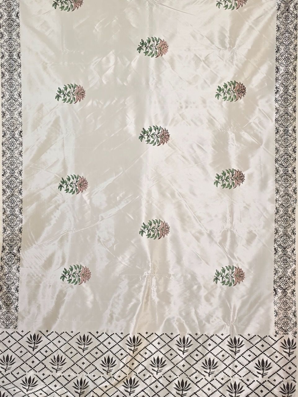 Block Printed Kanjivaram Silk Saree 005 view 2